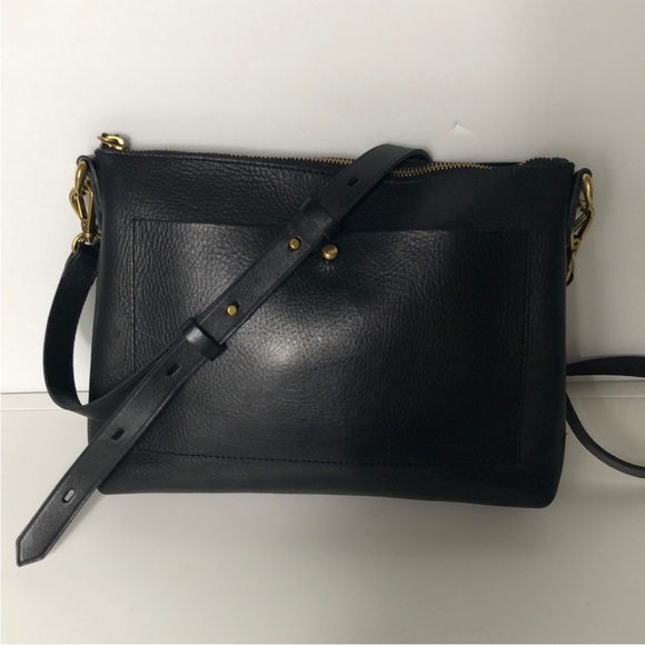 Madewell Handbags - MADEWELL The Transport Shoulder Crossbody Bag